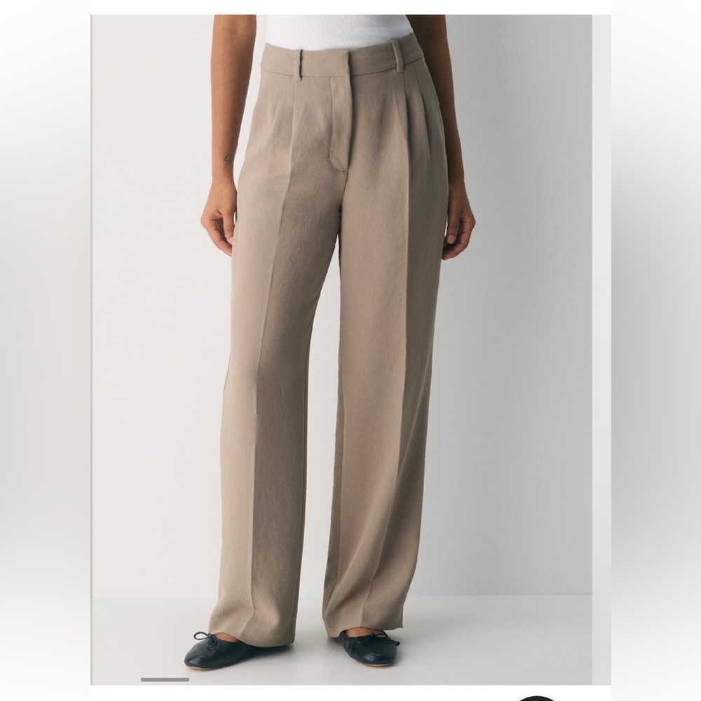 aritzia effortless pants in modern taupe